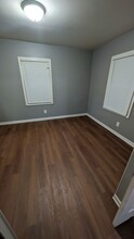 5542 S Benton Ave in Kansas City, MO - Building Photo - Building Photo