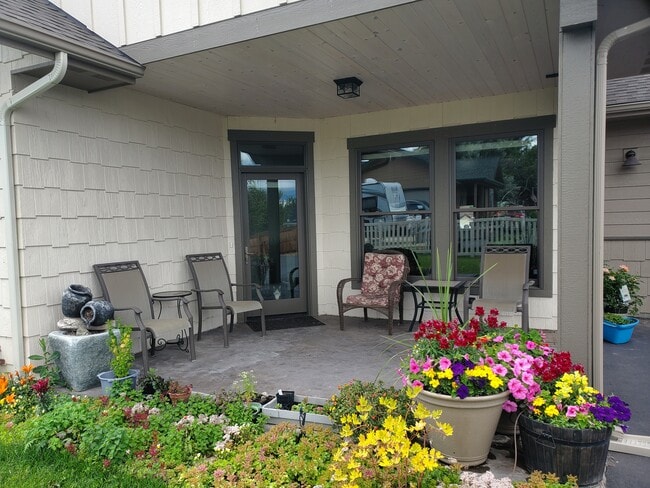 73 Wind River Dr in Kalispell, MT - Building Photo - Building Photo