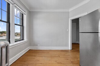 3610 N Claremont Ave in Chicago, IL - Building Photo - Building Photo