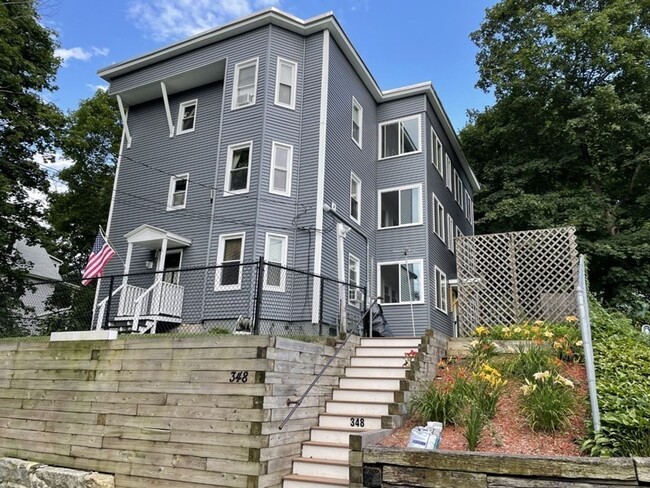348 Fairmount St in Fitchburg, MA - Building Photo - Building Photo