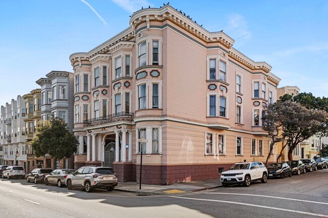 558 Guerrero St in San Francisco, CA - Building Photo - Building Photo