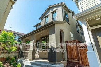 1020 Skybo Ct in San Jose, CA - Building Photo - Building Photo