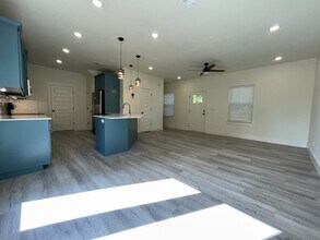 1 Inchcape Ln in Bella Vista, AR - Building Photo - Building Photo