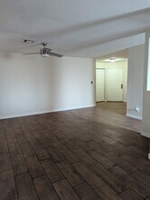 5038 S Rainbow Blvd in Las Vegas, NV - Foto de edificio - Building Photo