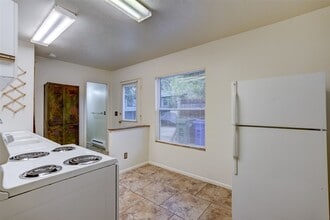 211 N Washington Ave in Prescott, AZ - Building Photo - Building Photo