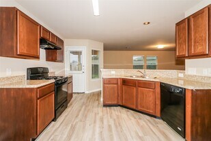 5843 Kyle Cove Dr in Katy, TX - Building Photo