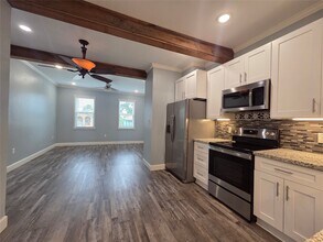 2509 Avenue K in Galveston, TX - Building Photo - Building Photo