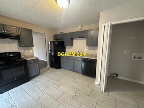 220 Lonsdale Cir in Jacksonville, AR - Building Photo - Building Photo