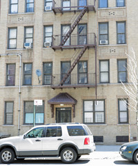 3022 Holland Ave in Bronx, NY - Building Photo - Building Photo