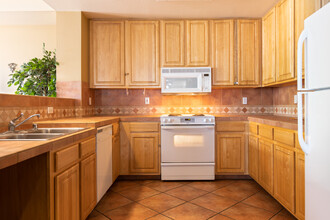 Hacienda Creek Senior Apartments in San Jose, CA - Building Photo - Interior Photo