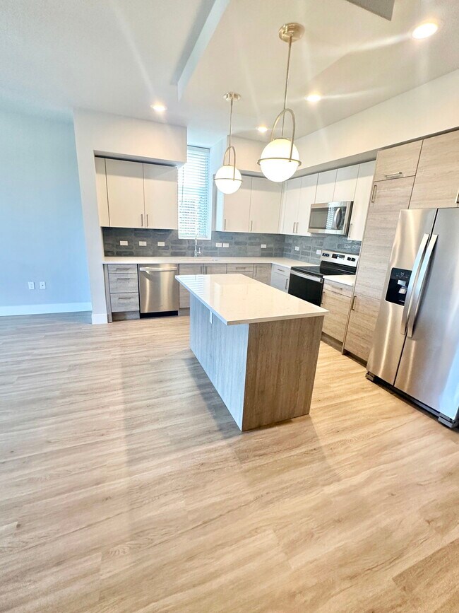 property at 6500 N Andrews Ave