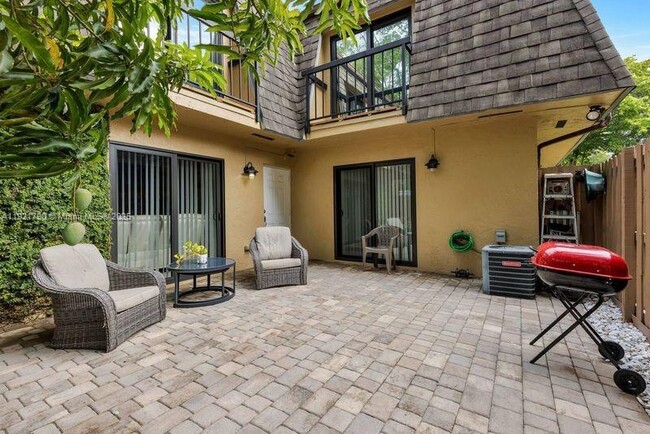 property at 14249 SW 94th Cir Ln