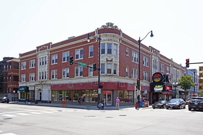 3165-3181 N Broadway St