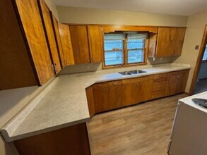 501 Idaho Rd in Cedar Falls, IA - Building Photo - Building Photo