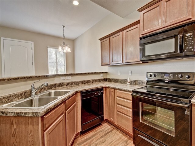 20025 N 20th St in Phoenix, AZ - Building Photo - Building Photo