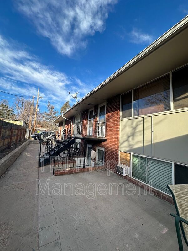 property at 1517 10th Ave