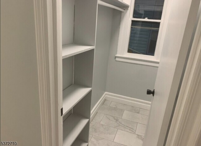 1075 North Ave in Elizabeth, NJ - Building Photo - Building Photo