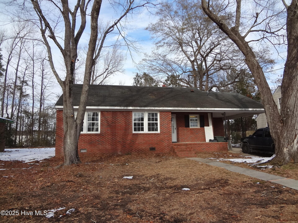 2603 E 3rd St in Greenville, NC - Building Photo