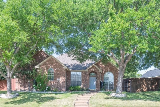 6703 Gatewick Dr in Frisco, TX - Foto de edificio - Building Photo