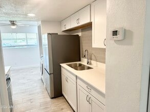16821 N 26th St in Phoenix, AZ - Building Photo - Building Photo