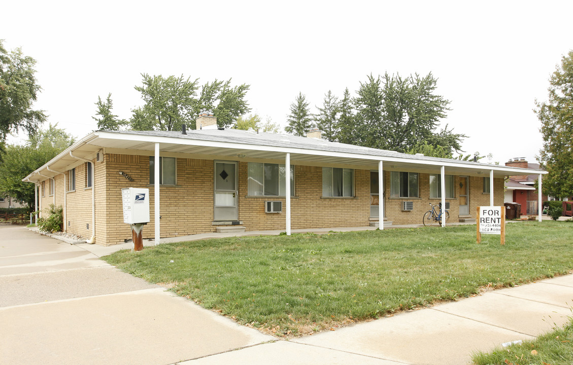 30428 Krauter Ave in Garden City, MI - Foto de edificio