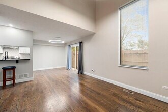 136 Mohawk Trail in Lake Zurich, IL - Building Photo - Building Photo