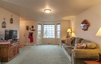 3122 30th Ave SE in Albany, OR - Building Photo - Building Photo