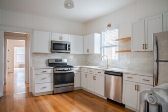 4520 N Albany Ave in Chicago, IL - Building Photo - Building Photo