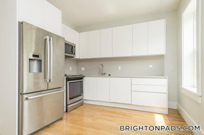 31 South St, Unit 1 in Boston, MA - Building Photo - Building Photo