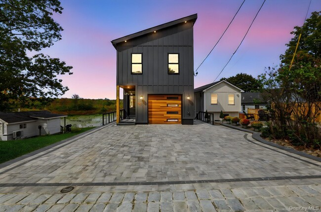 property at 50 Old S Plank Rd