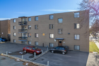 302 6th Ave NE in Calgary, AB - Building Photo - Building Photo