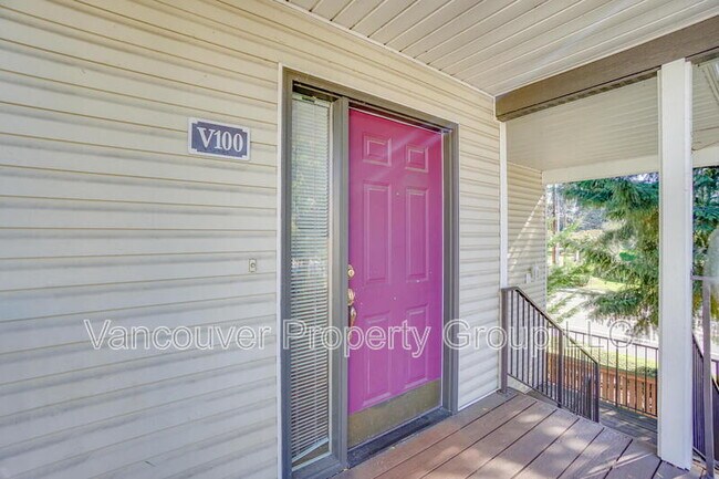 13210 SE 7th St in Vancouver, WA - Foto de edificio - Building Photo