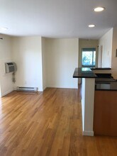 70 Park St, Unit 63 in Somerville, MA - Foto de edificio - Building Photo