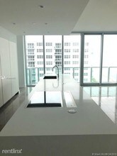 6901 Collins Ave-Unit -# 10011 in Miami Beach, FL - Building Photo - Building Photo