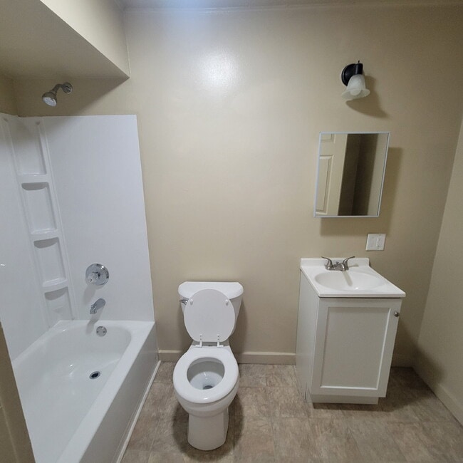 1941 New Haven Dr in Indianapolis, IN - Building Photo - Building Photo