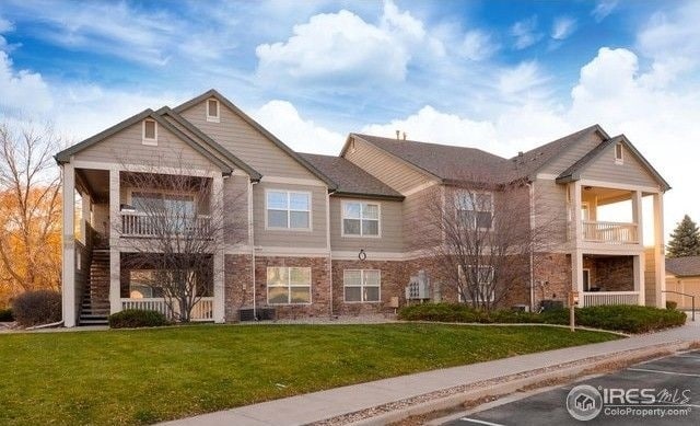 property at 5225 White Willow Dr