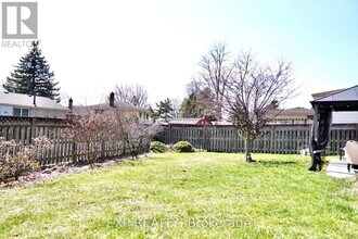 6656 Wills St in Niagara Falls, ON - Building Photo - Building Photo