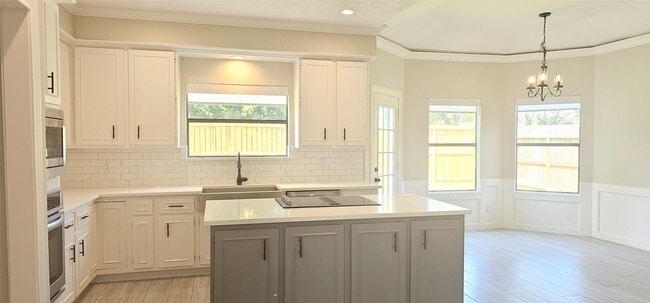 property at 930 Caswell Ct