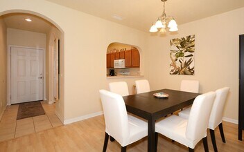 3715 45th Terrace W in Bradenton, FL - Building Photo - Building Photo