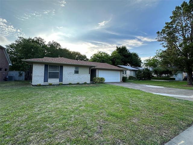 property at 1705 Nantucket Dr