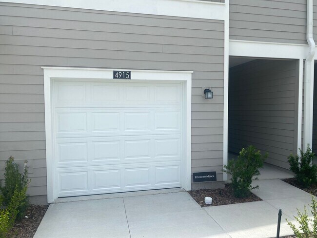 4915 SW 81st Lp in Ocala, FL - Foto de edificio - Building Photo