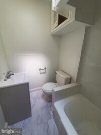 464 E Cosgrove St photo'