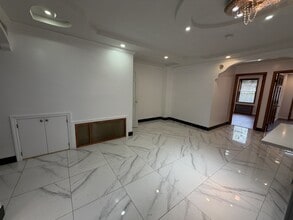 1318 Mace Ave, Unit 1 in Bronx, NY - Foto de edificio - Building Photo