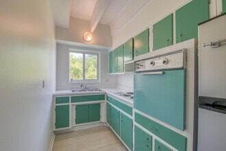 1520 Lake Ave, Unit 6B in Lake Worth Beach, FL - Foto de edificio - Building Photo