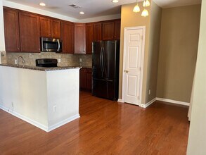 43935 Hickory Corner Terrace in Ashburn, VA - Building Photo - Building Photo