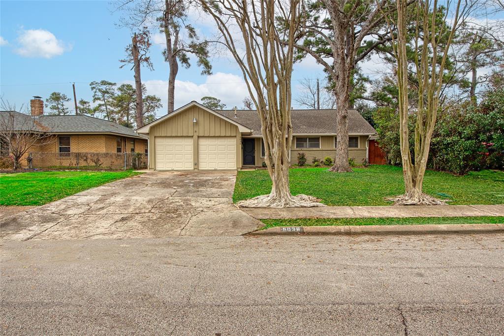 5036 De Milo Dr in Houston, TX - Building Photo