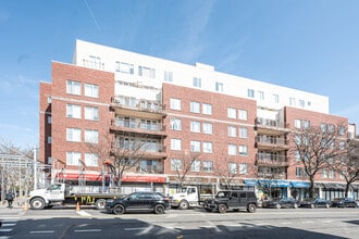 331-339 Kings Hwy in Brooklyn, NY - Foto de edificio - Building Photo