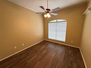 2925 Goldenwave Dr in Rockwall, TX - Building Photo - Building Photo