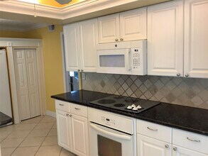 4481 NW 1st Terrace in Pompano Beach, FL - Building Photo - Building Photo