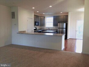3639 Glouster Dr in North Beach, MD - Building Photo - Building Photo